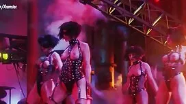 お母さんの動画見てます！ fanza 女 ...