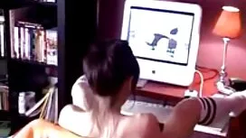私の夫が離れているとき、私は私の美しいク ...