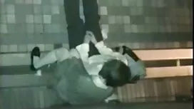 彼は発生することによって教師をクソ気にし ...