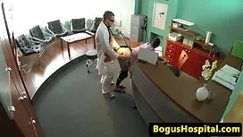 この豚は使われるだろうし、私は一晩中たわ ...
