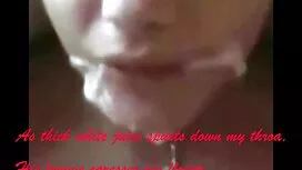 若いchingonaは彼女の体を置くと台 ...