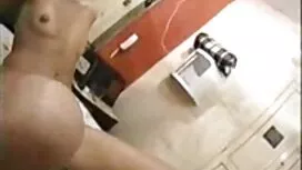 私の友人に彼女のボーイフレンドに興味を持 ...