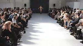 残忍なコックを受け入れるに笑顔Jessa ...