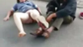 二つの強い黒男温水浴槽と食べる私のペニス ...