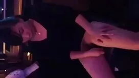 私の義理の妹は彼女のひもを残しました、私 ...