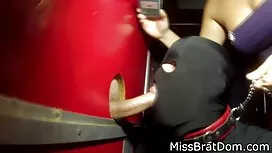 このレズビアンカップルで過ごしてい午後の ...